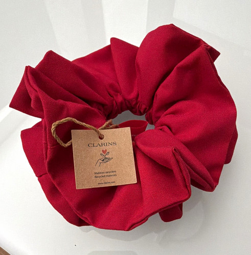 Clarins haargummi scrunchie - clarins,